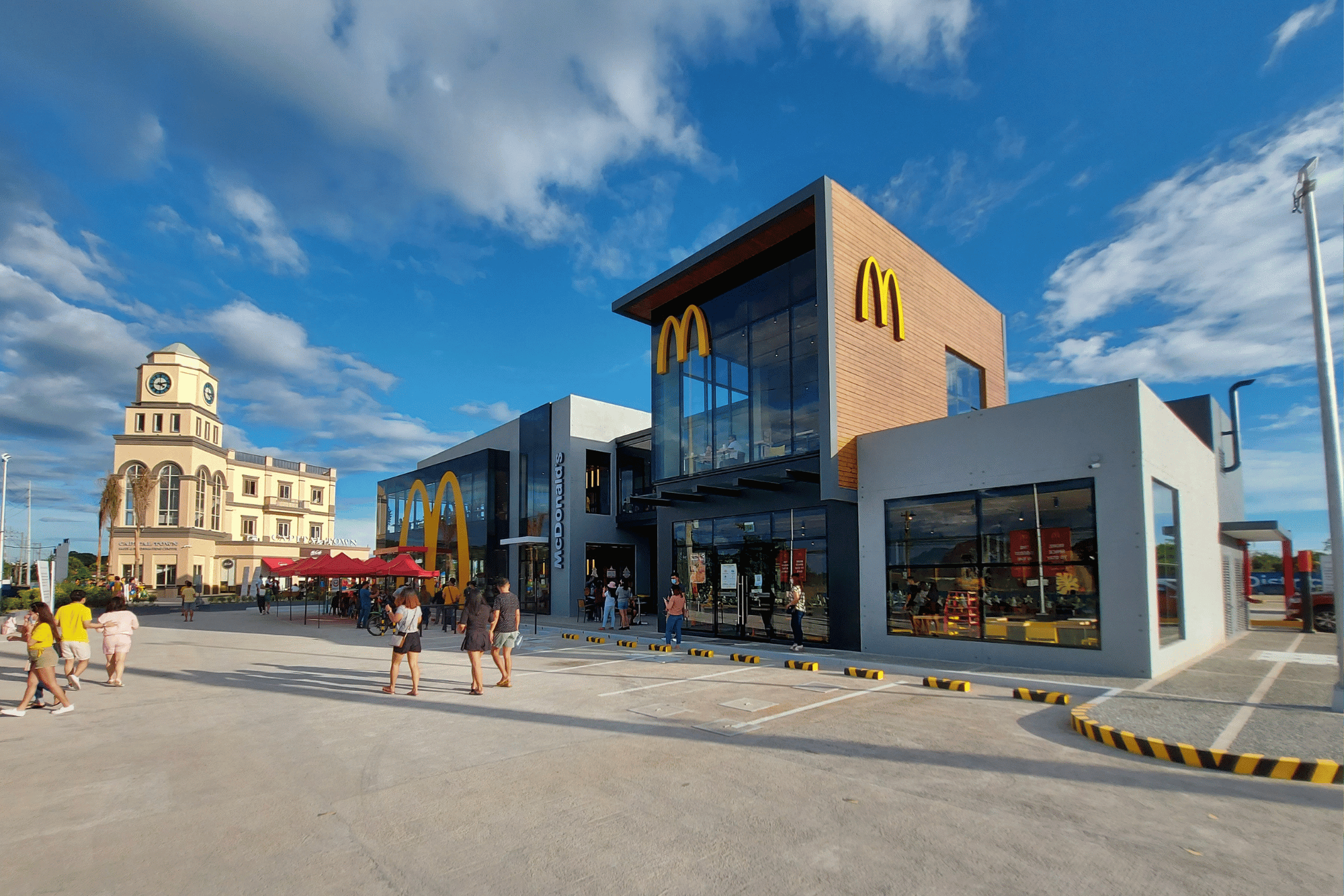 What Time Does McDonald’s Stop Serving Breakfast