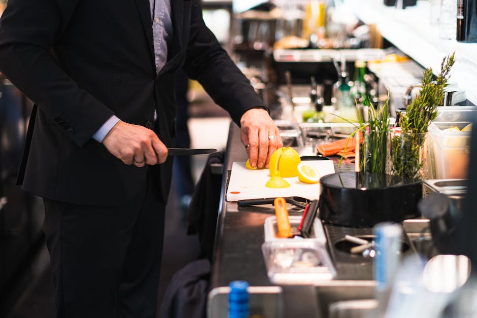 What time does jacks stop serving breakfast 7 heading 8 jacks breakfast hours what you need to know