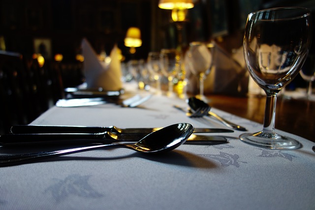 how many tablespoons is 2 g