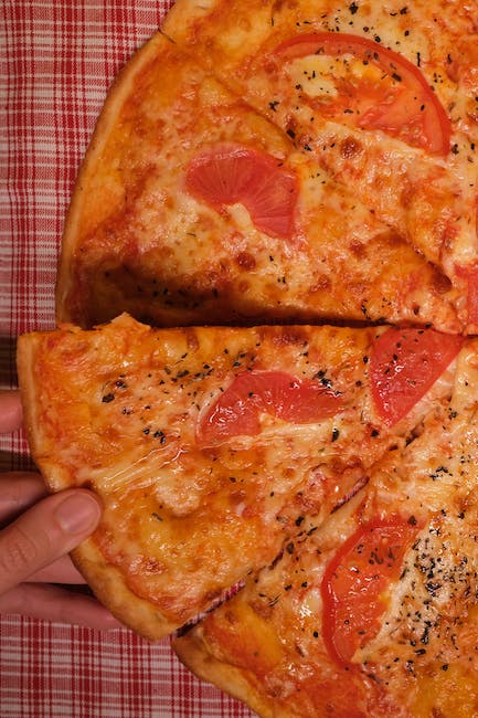 do extra large pizzas have more slices