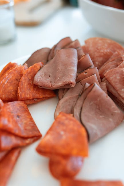 Can pregnant women eat hot dogs 1 understanding the risks of eating hot dogs during pregnancy