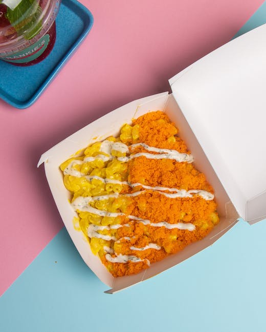 What time does wendys start serving lunch 3 wendys offers on lunch menu